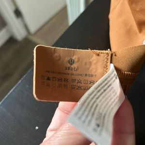 Lululemon sports bra